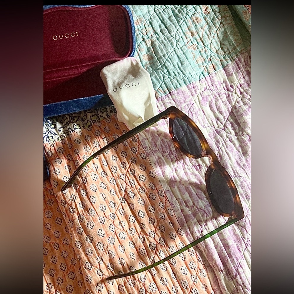 Gucci Tortoise Pattern Sunglasses - image 2